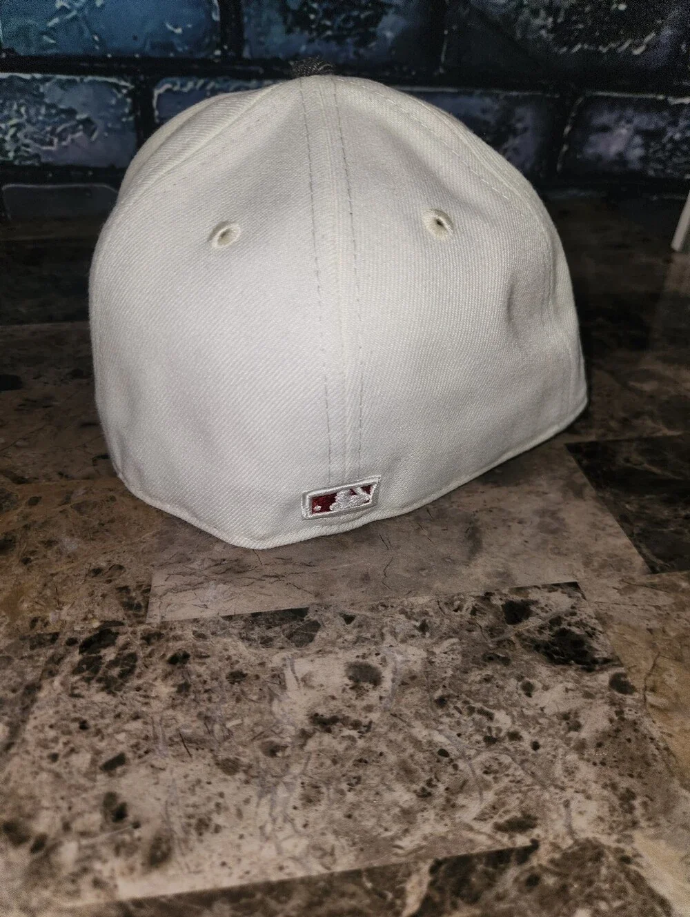 RARE New Era Cream Philadelphia Phillies Cooperstown Collection Chrome 59FIFTY